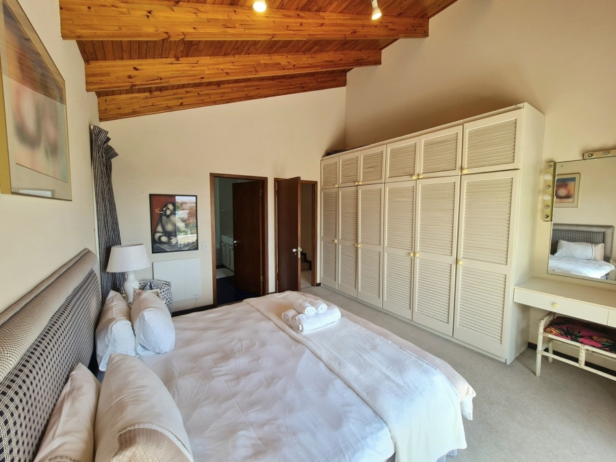 5 Bedroom Property for Sale in Lower Robberg Western Cape